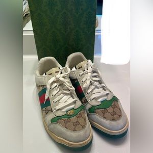 Distressed Sneakers , Sz 9 , Red , Green , Beige